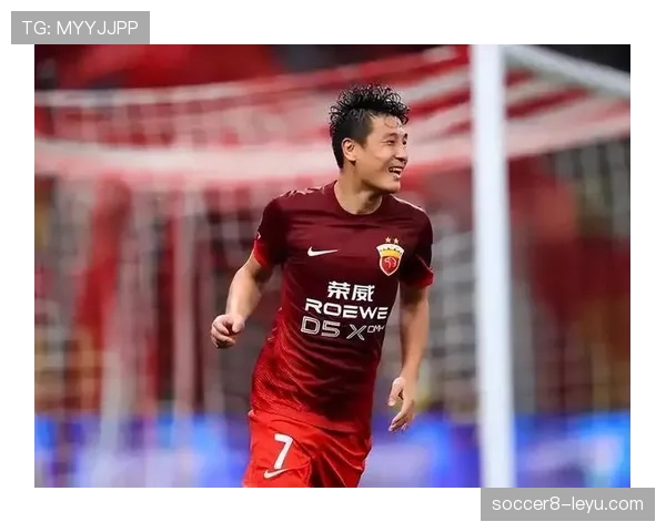 武磊助上海海港勇夺金靴，球队未来前景备受期待