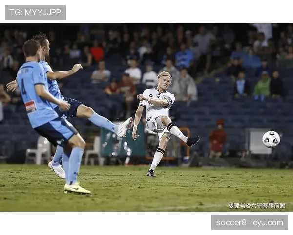 奥斯梅恩状态火热,尼日利亚国家队迎战国际赛事充满希望 奥斯梅恩状态火热,尼日利亚国家队迎战国际赛事充满希望