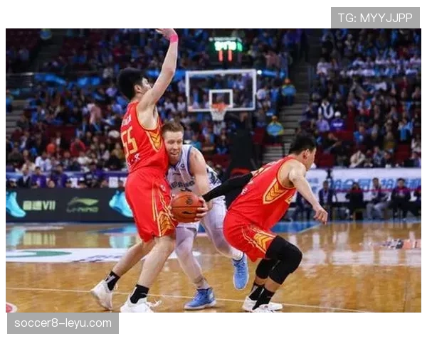 泰国队高唱《战象歌声》士气大振，国际赛场奏凯歌