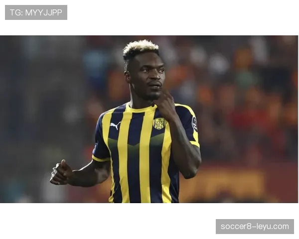 阿伊纳盛赞英超竞争激烈,期待新赛季实现突破 阿伊纳盛赞英超竞争激烈,期待新赛季实现突破