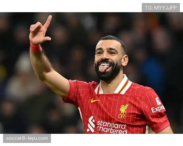 萨拉赫续约谈判进展顺利,利物浦球迷期待新赛季再创佳绩 萨拉赫续约谈判进展顺利,利物浦球迷期待新赛季再创佳绩