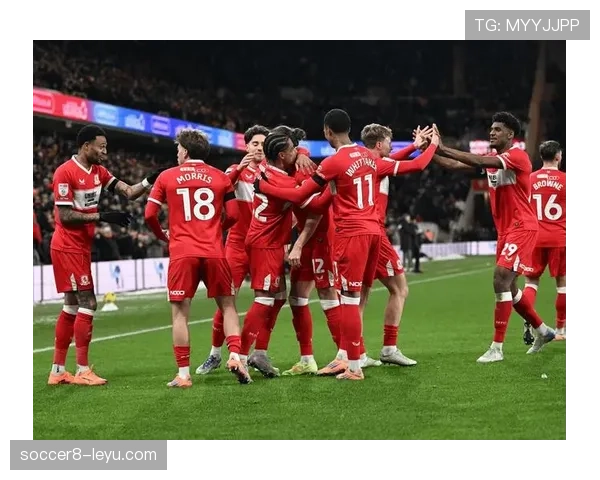 谢联勇夺英冠冠军，强势重返英超开启新征程